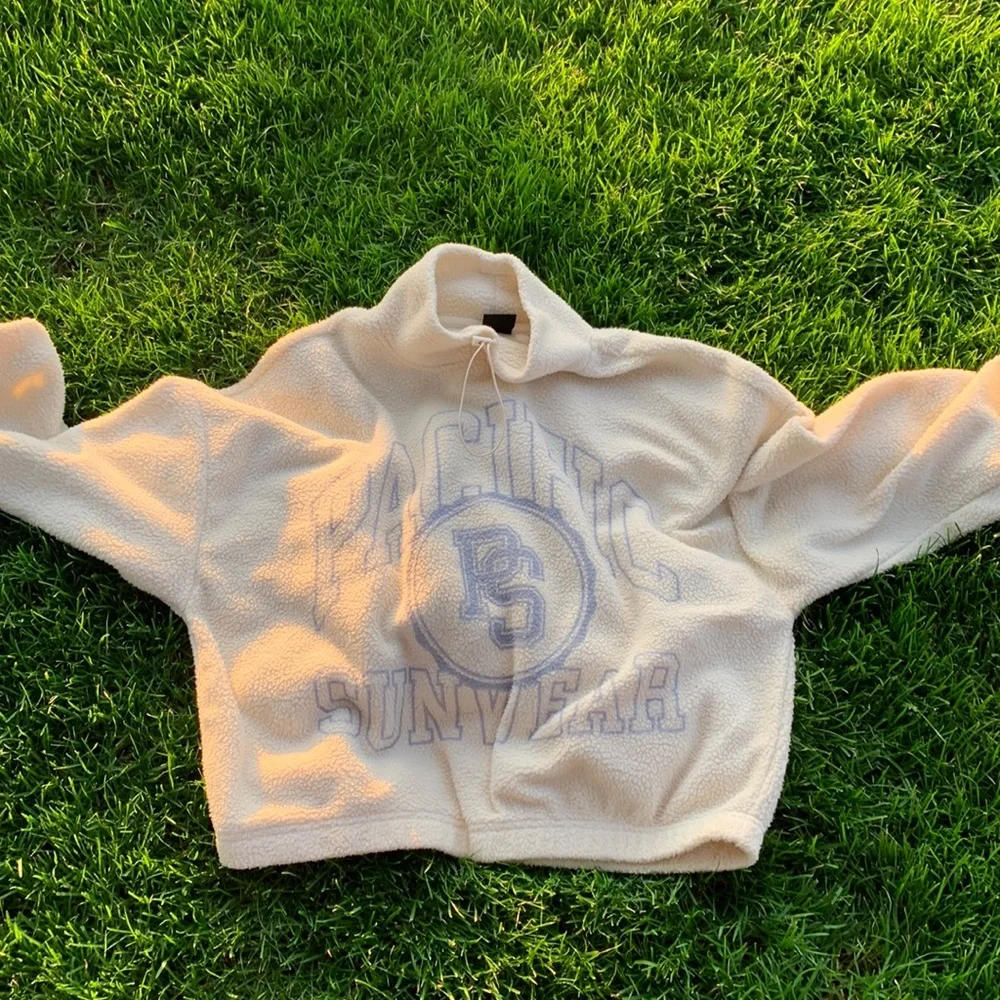 . - Picture 1 of 1